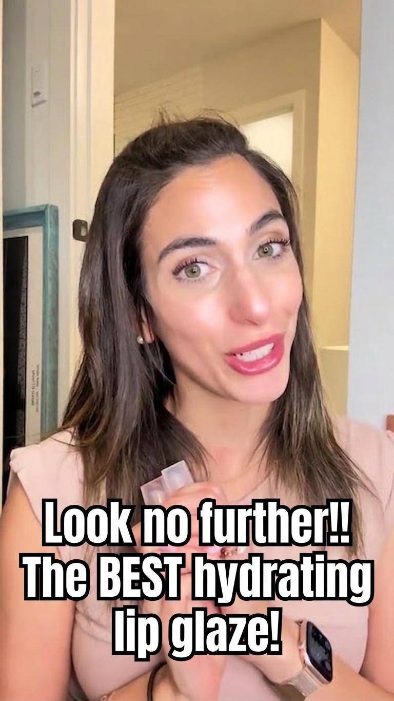 The BEST hydrating lip glaze!